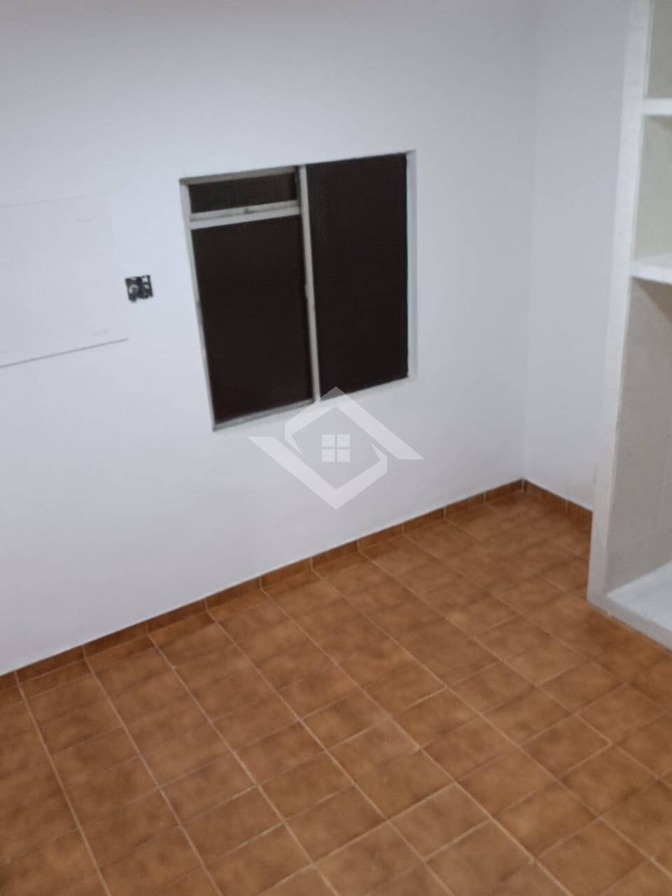 Casa à venda com 4 quartos, 128m² - Foto 9