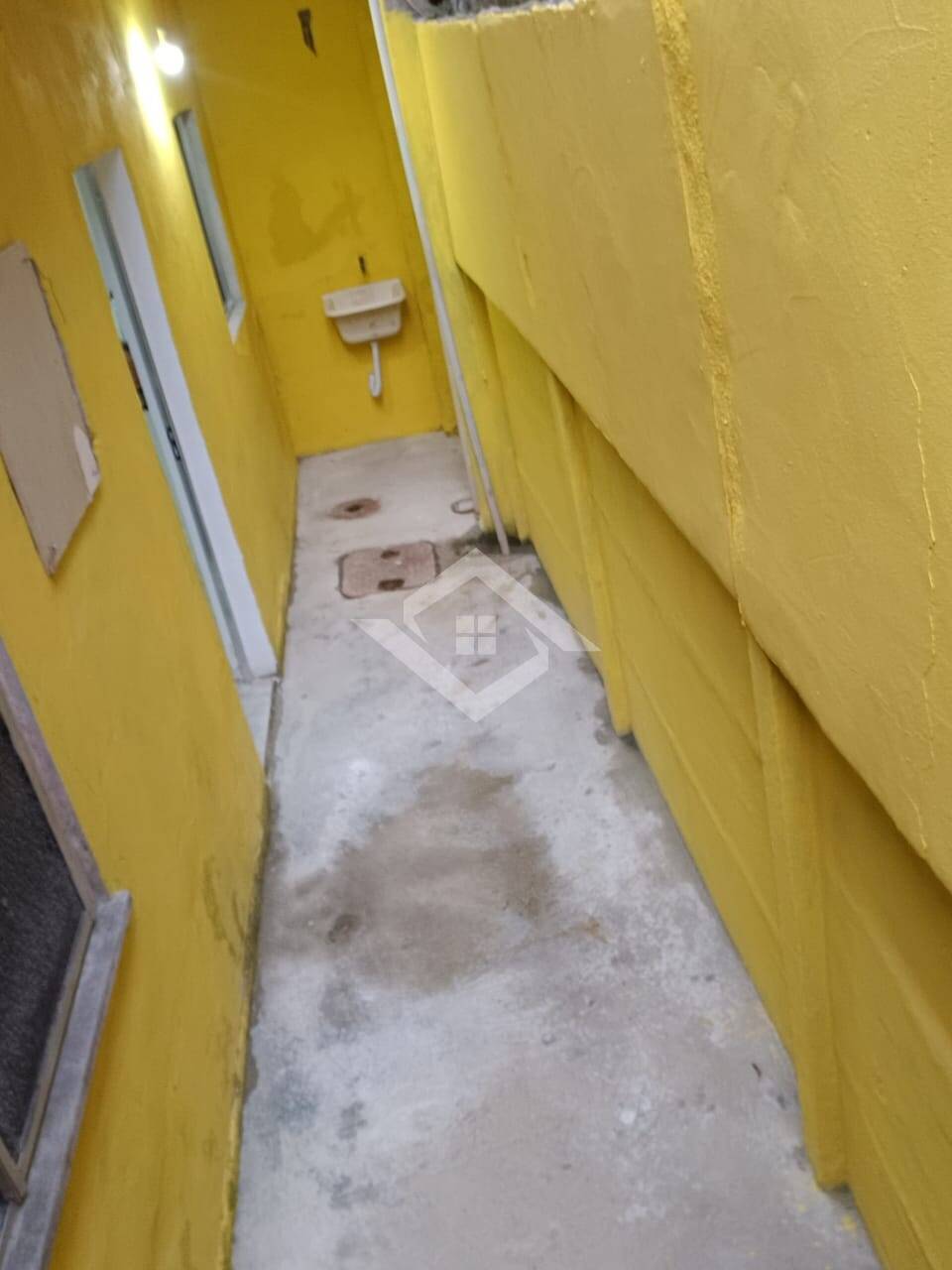 Casa à venda com 4 quartos, 128m² - Foto 27