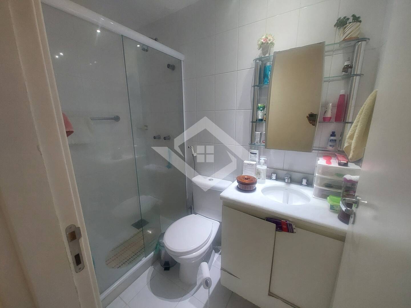 Apartamento à venda com 3 quartos, 100m² - Foto 9