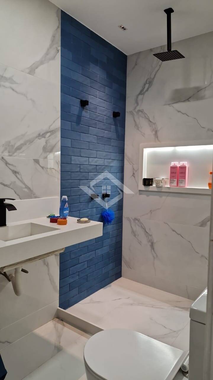 Casa à venda com 3 quartos, 263m² - Foto 5
