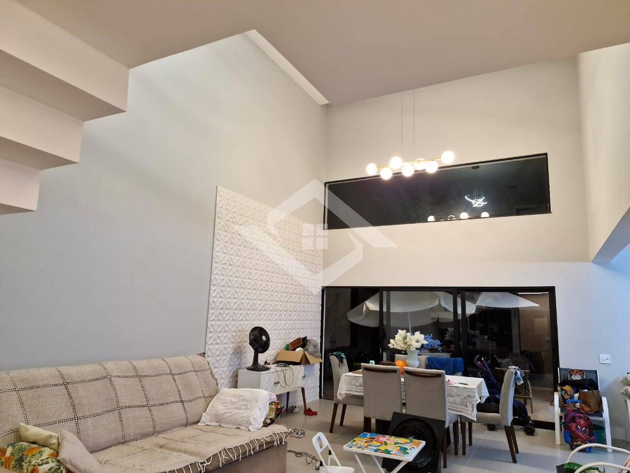 Casa à venda com 3 quartos, 263m² - Foto 12