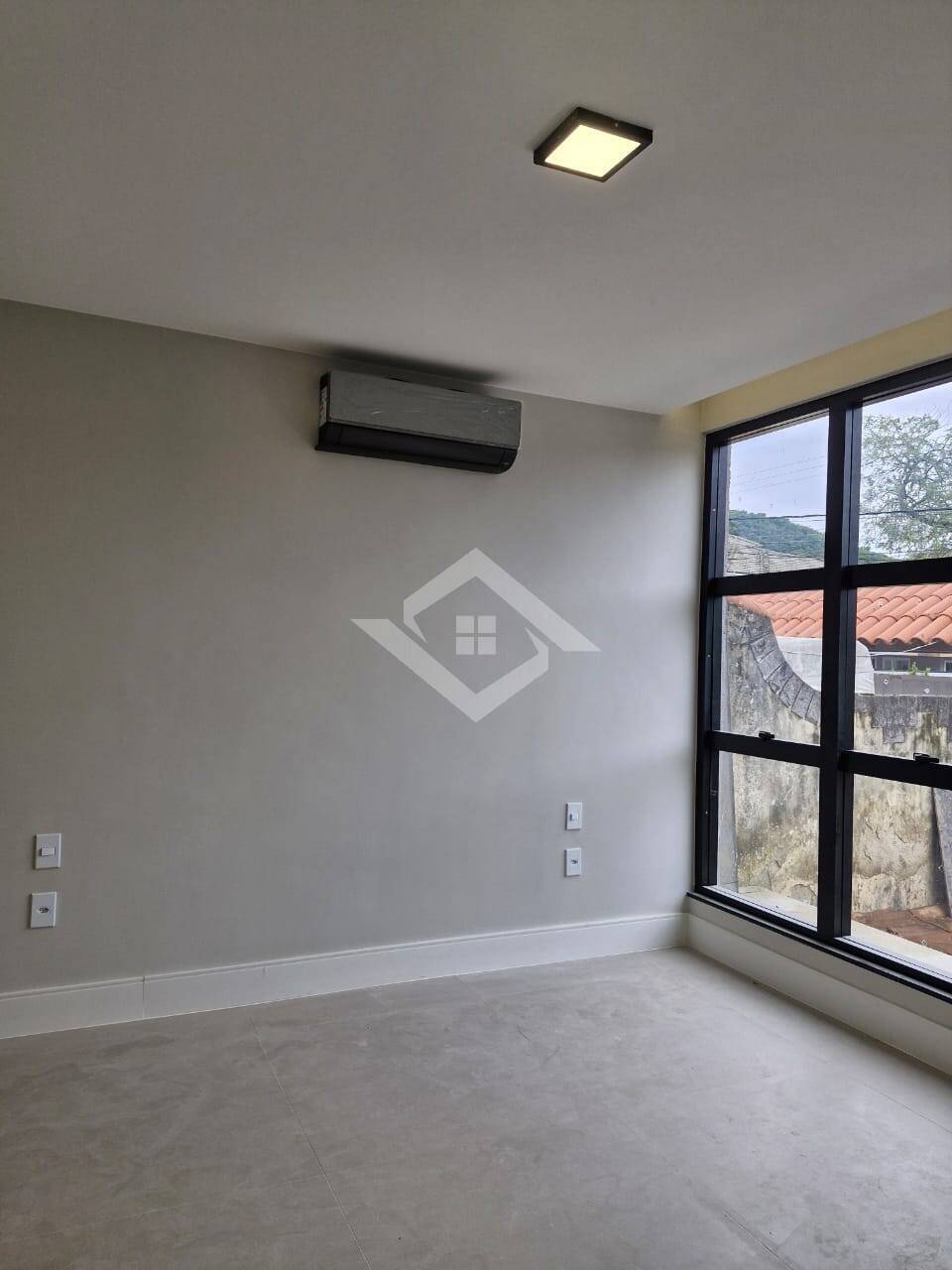 Casa à venda com 3 quartos, 263m² - Foto 17