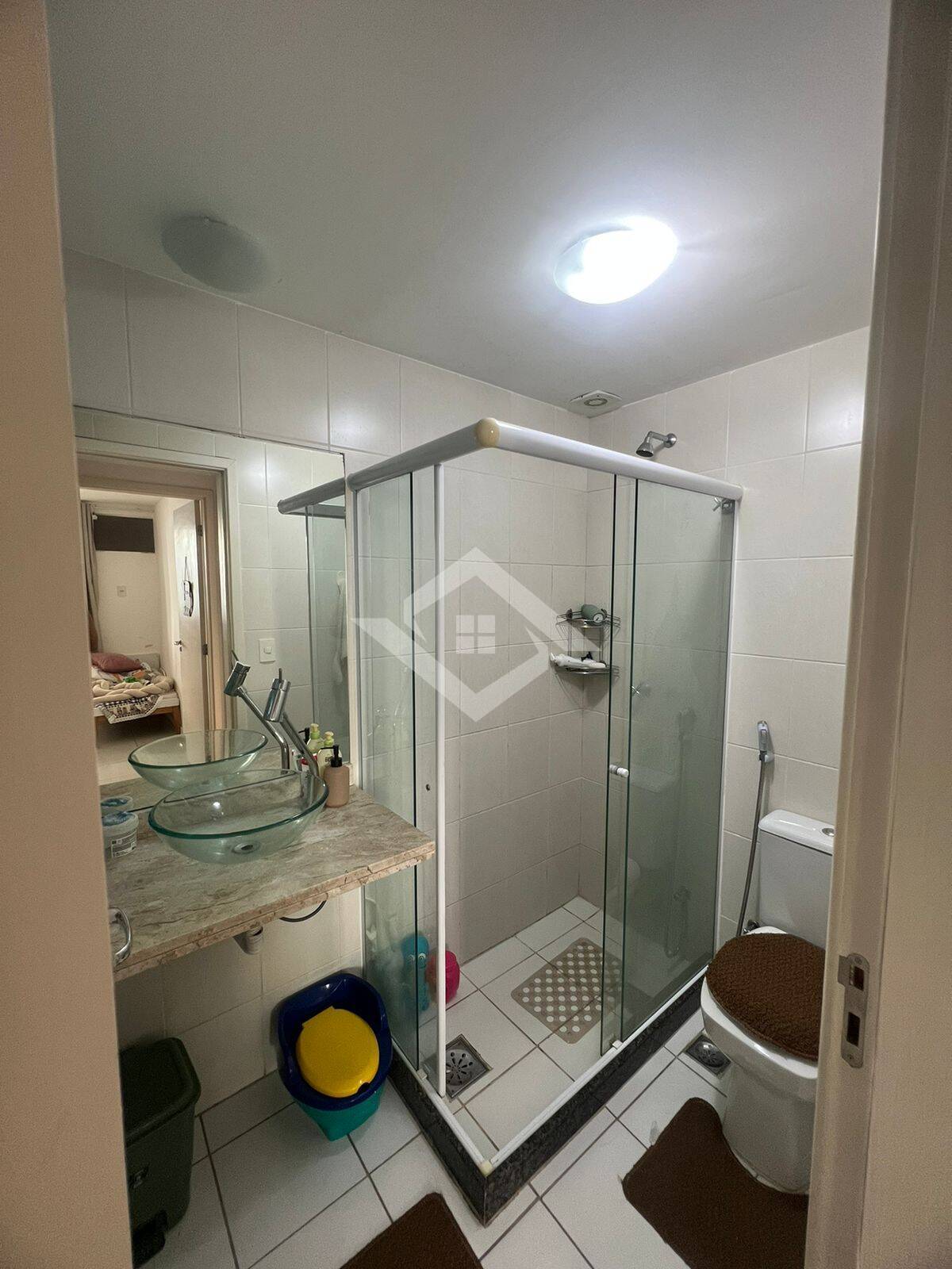 Apartamento à venda com 3 quartos, 93m² - Foto 4
