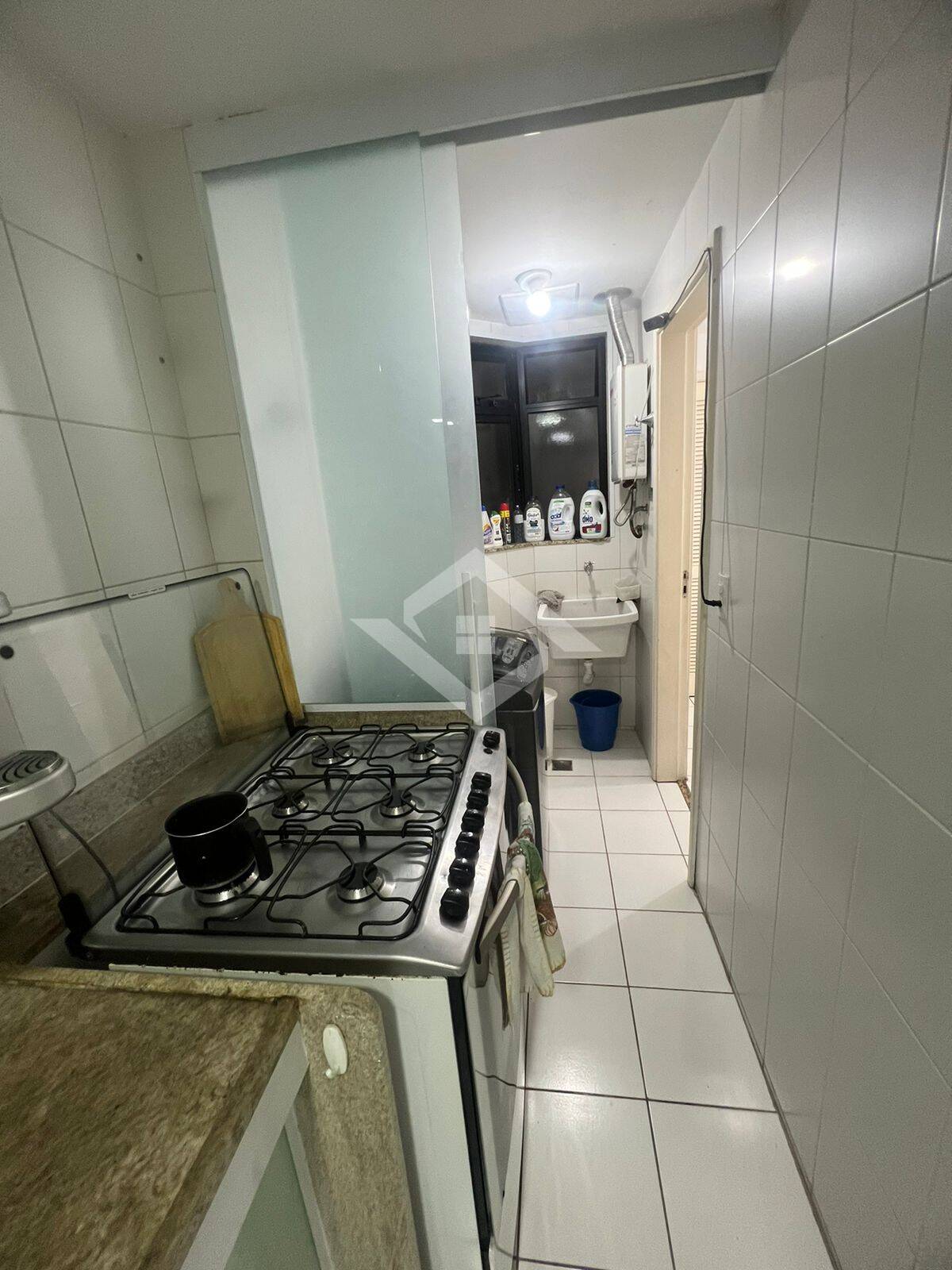 Apartamento à venda com 3 quartos, 93m² - Foto 13