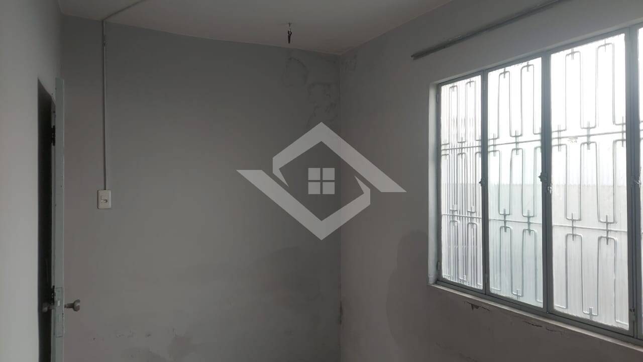 Casa à venda com 2 quartos, 200m² - Foto 10