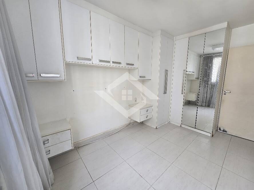 Apartamento à venda com 2 quartos, 55m² - Foto 10