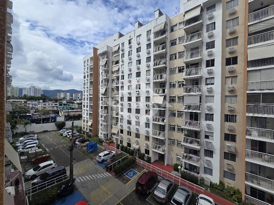 Apartamento à venda com 2 quartos, 55m² - Foto 13