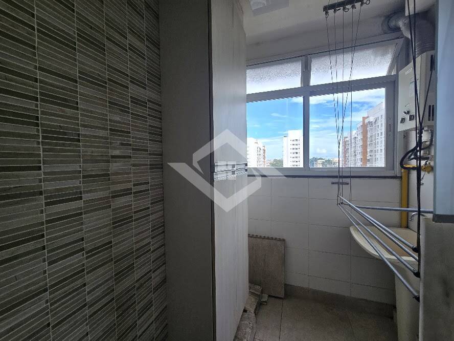 Apartamento à venda com 2 quartos, 55m² - Foto 17