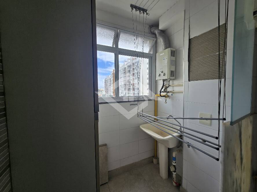 Apartamento à venda com 2 quartos, 55m² - Foto 18