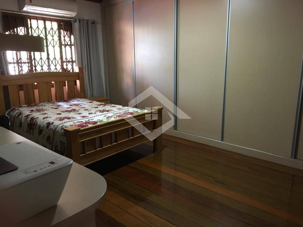 Casa à venda com 3 quartos, 120m² - Foto 13