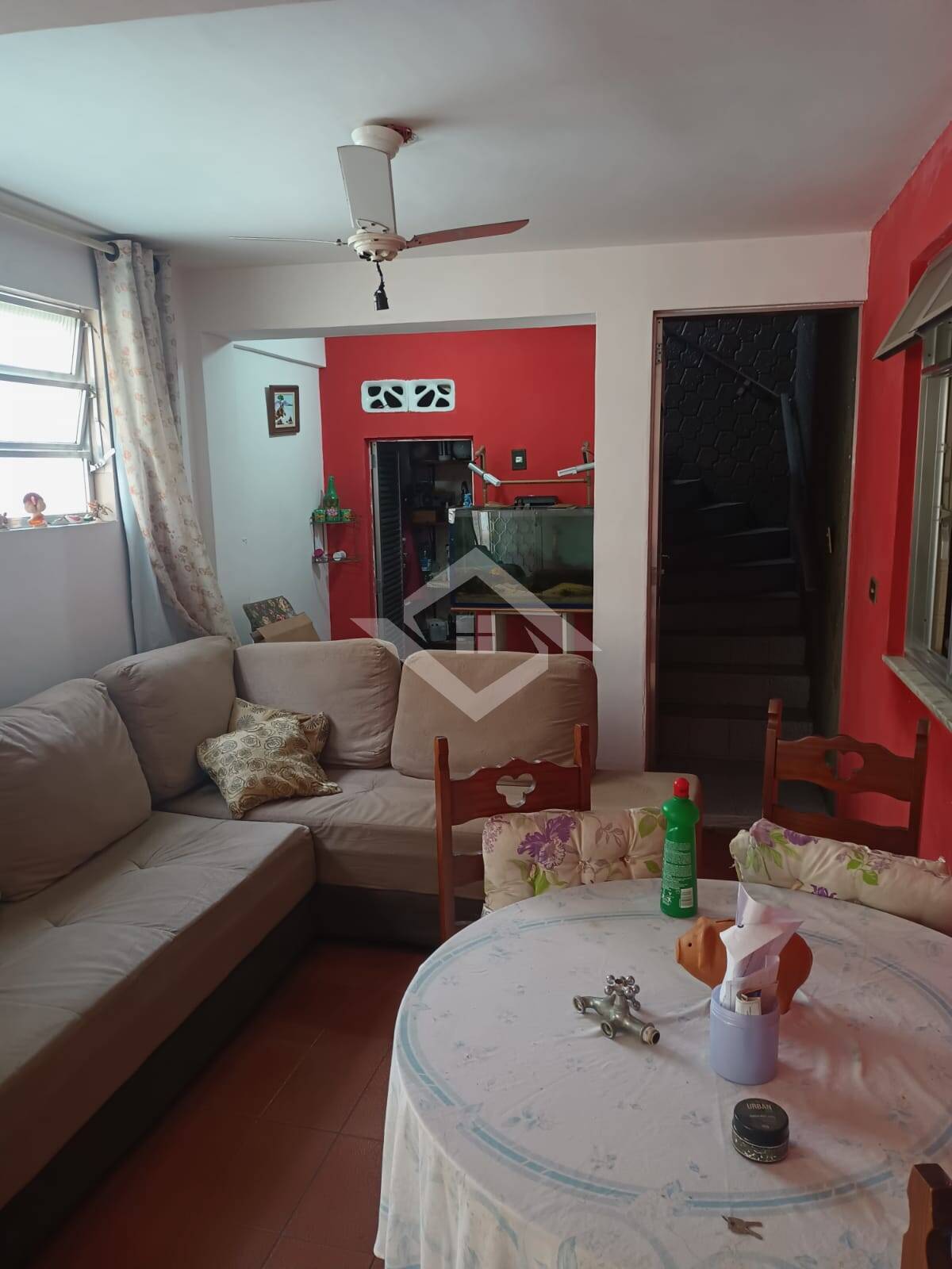 Casa à venda com 2 quartos, 126m² - Foto 2