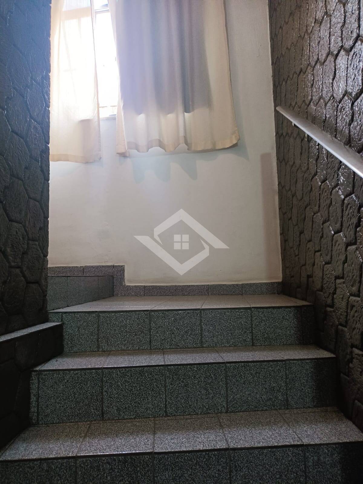 Casa à venda com 2 quartos, 126m² - Foto 14