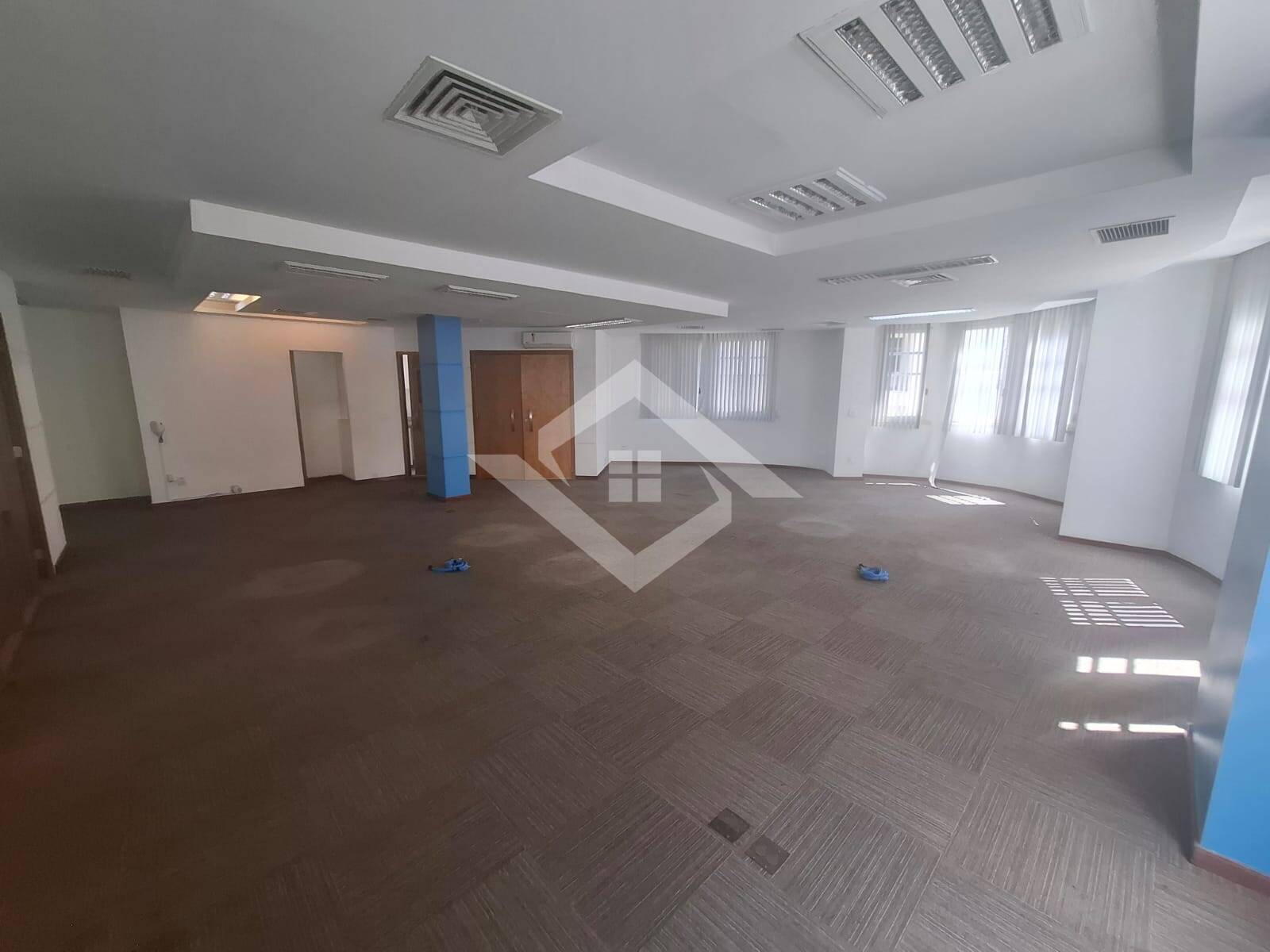 Prédio Inteiro para alugar, 135m² - Foto 6