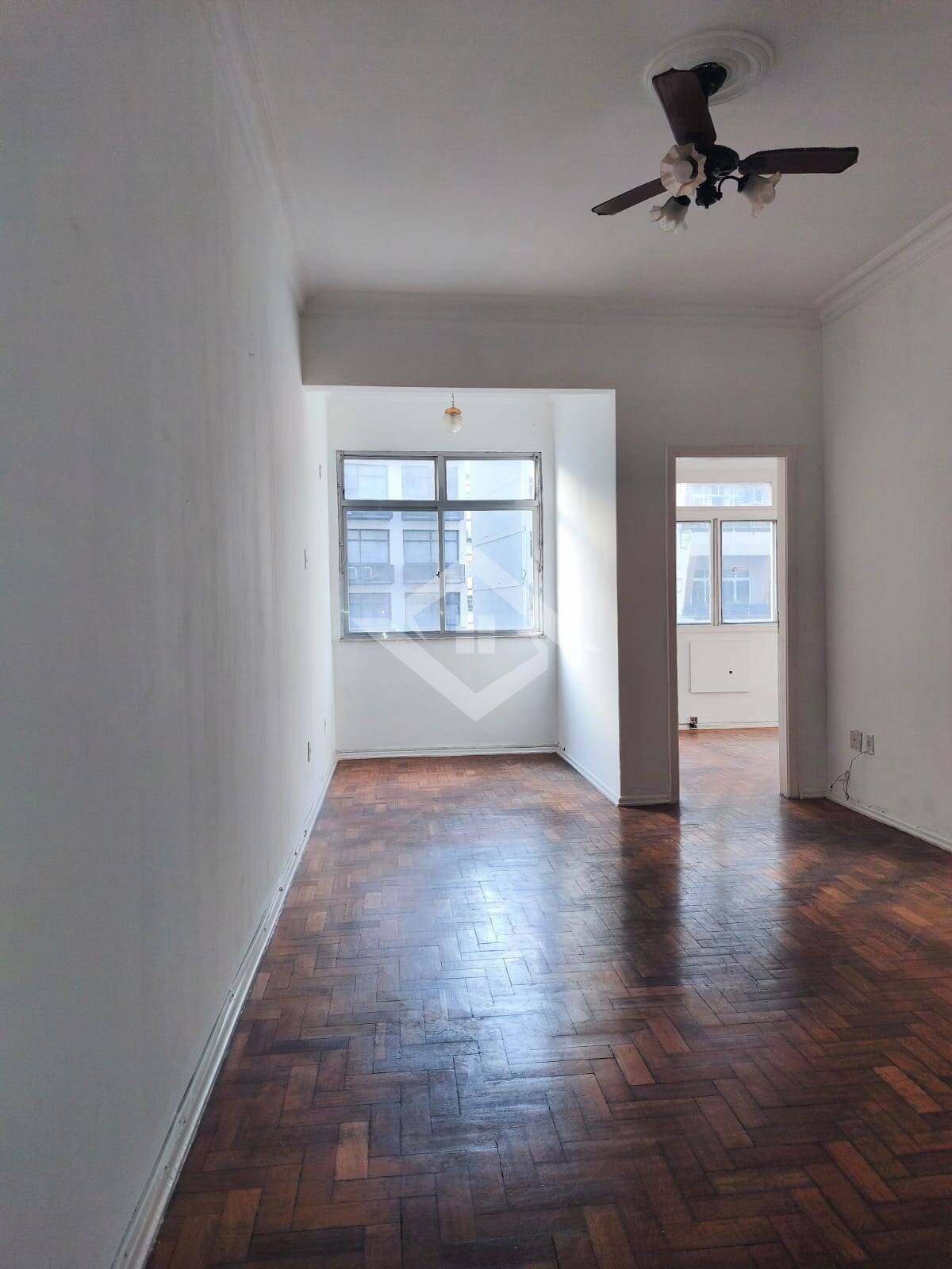 Apartamento à venda com 2 quartos, 200m² - Foto 12