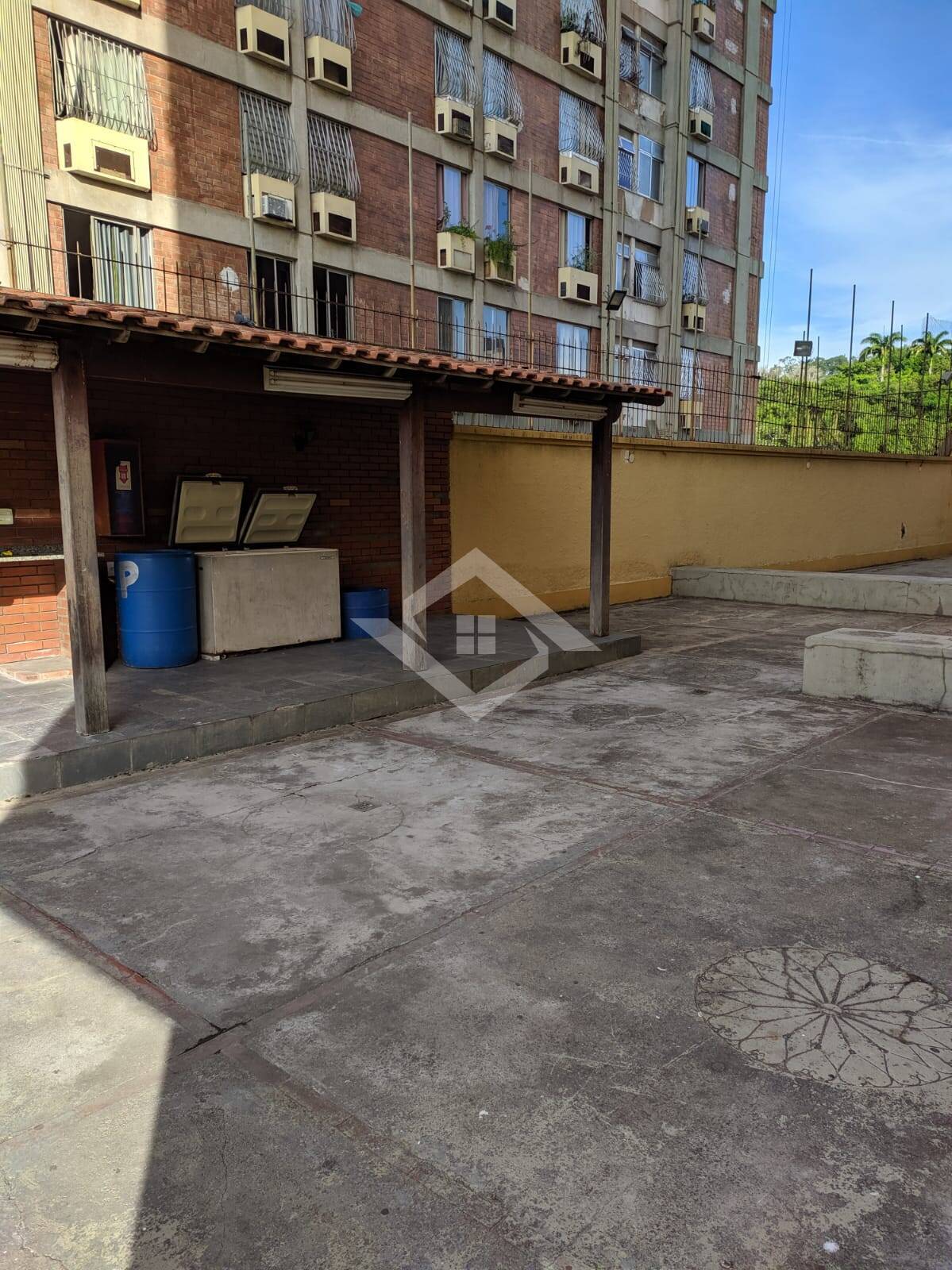 Apartamento à venda com 2 quartos, 42m² - Foto 13