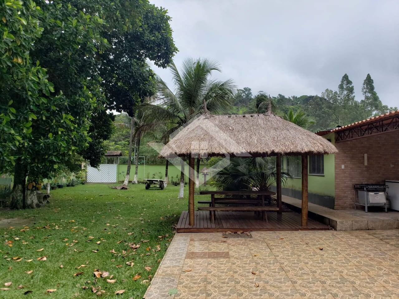 Sítio à venda com 2 quartos, 1925m² - Foto 18