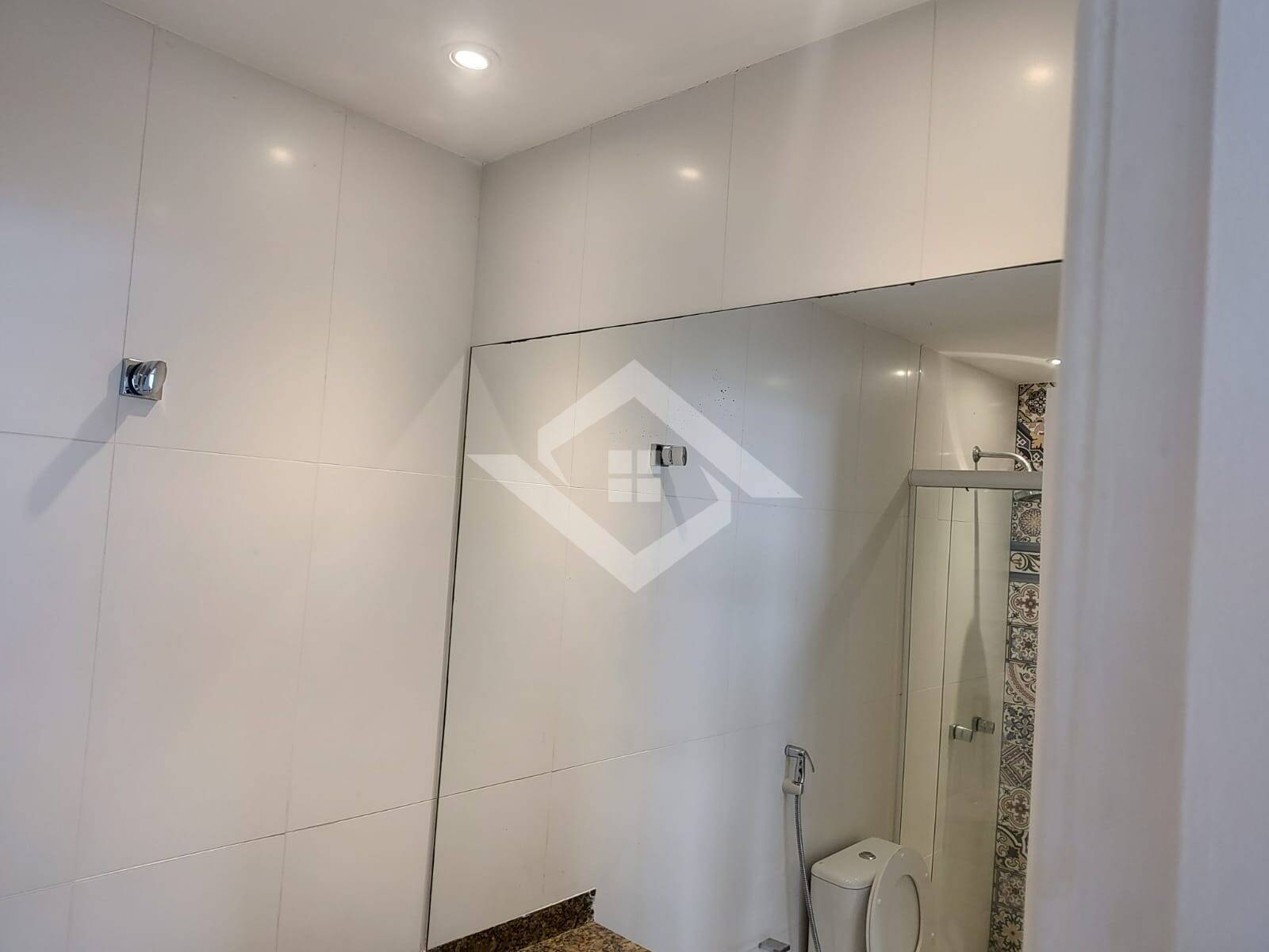 Apartamento para alugar com 4 quartos, 145m² - Foto 18