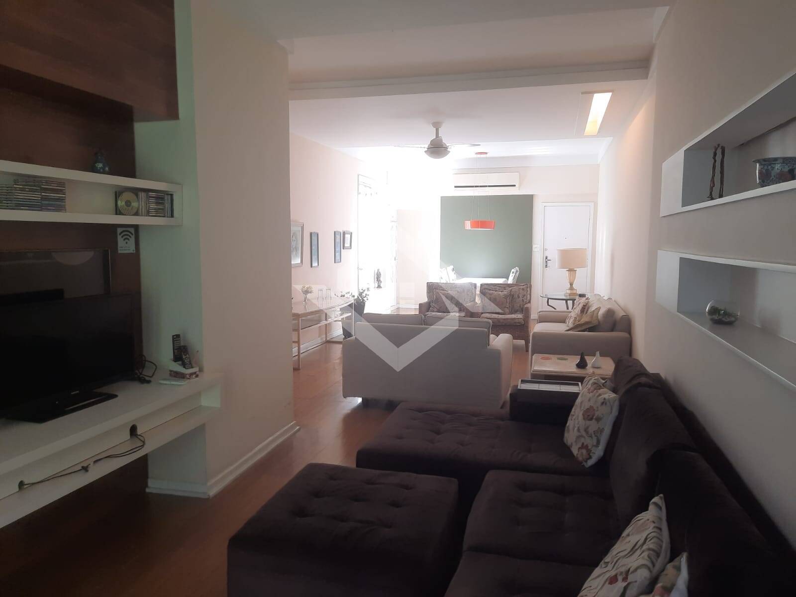 Apartamento para alugar com 3 quartos, 148m² - Foto 4