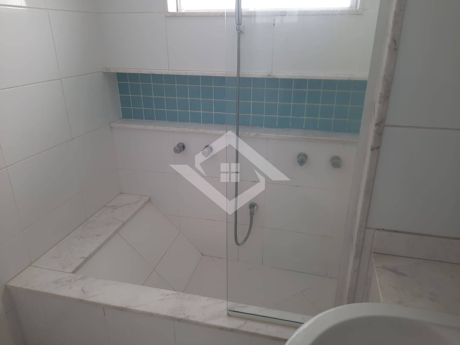 Apartamento para alugar com 3 quartos, 148m² - Foto 9