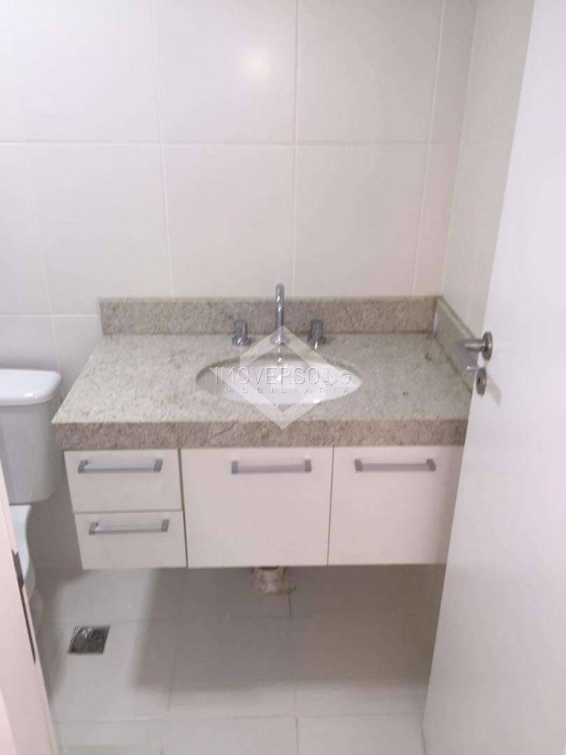 Apartamento para alugar com 2 quartos, 140m² - Foto 8