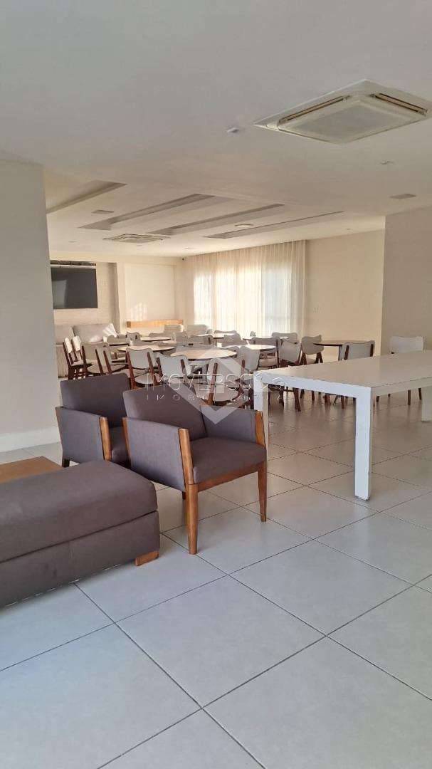 Apartamento para alugar com 2 quartos, 140m² - Foto 22