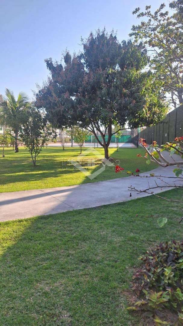 Apartamento para alugar com 2 quartos, 140m² - Foto 31