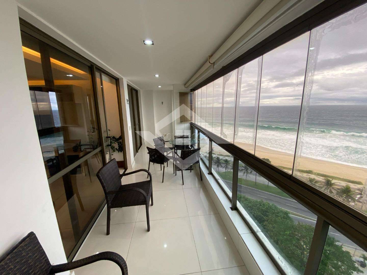 Apartamento para alugar com 4 quartos, 150m² - Foto 1