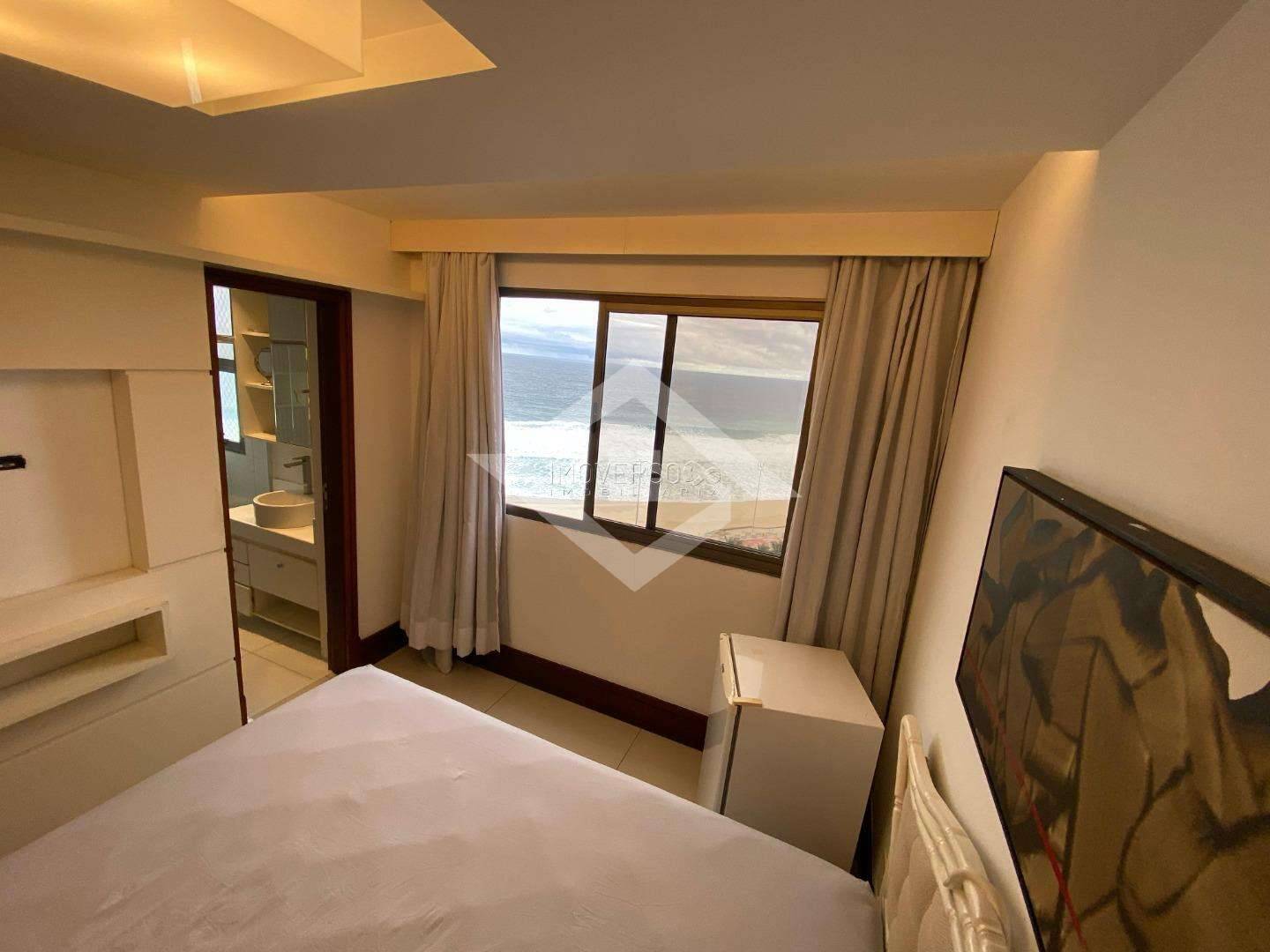 Apartamento para alugar com 4 quartos, 150m² - Foto 15