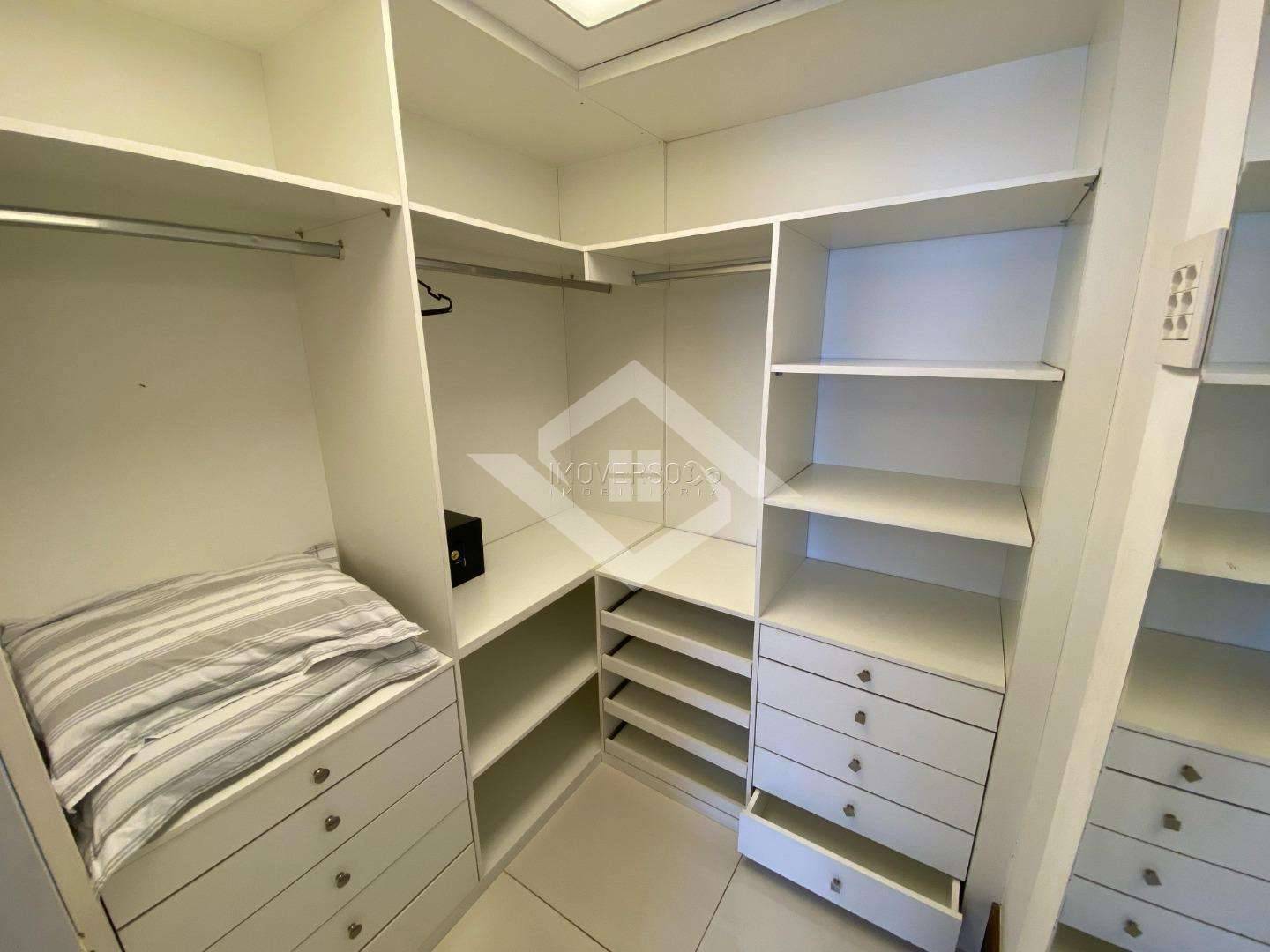 Apartamento para alugar com 4 quartos, 150m² - Foto 16