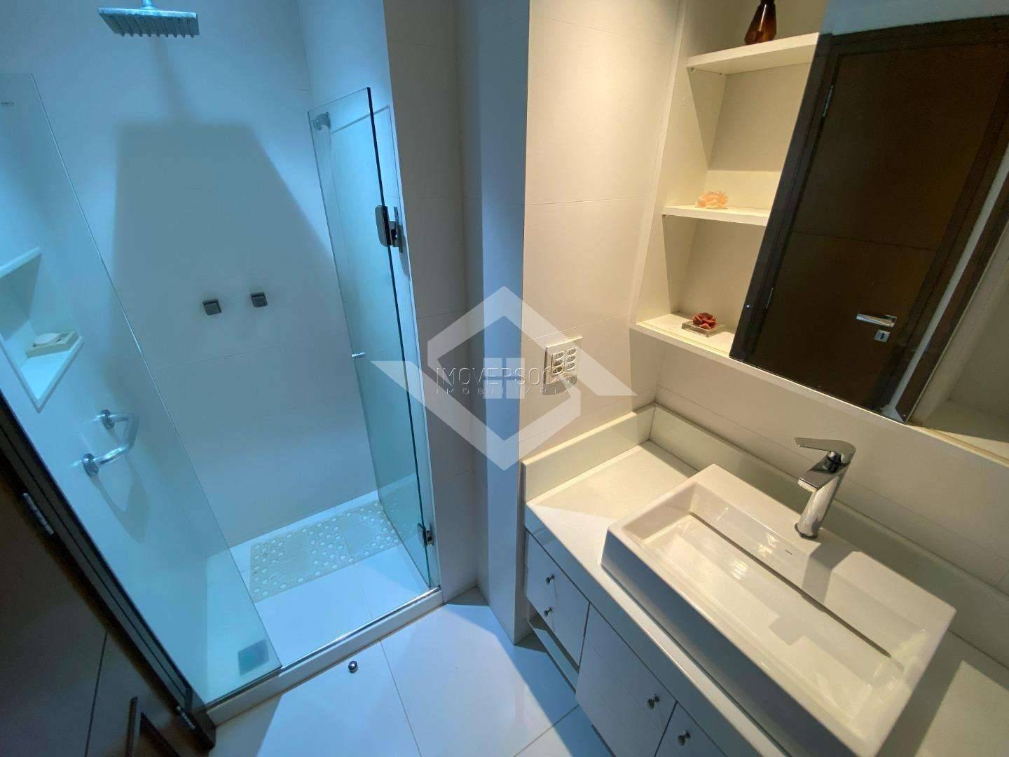 Apartamento para alugar com 4 quartos, 150m² - Foto 20