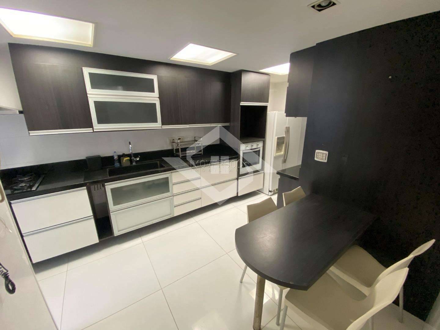 Apartamento para alugar com 4 quartos, 150m² - Foto 29