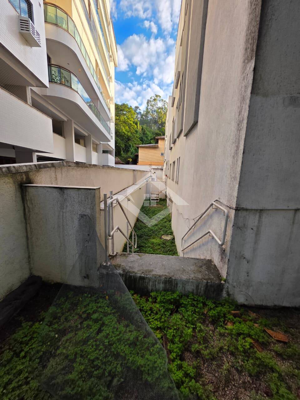 Apartamento à venda e aluguel com 3 quartos, 215m² - Foto 7