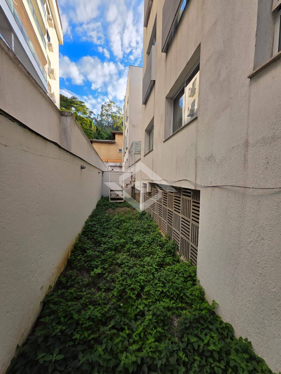 Apartamento à venda e aluguel com 3 quartos, 215m² - Foto 11