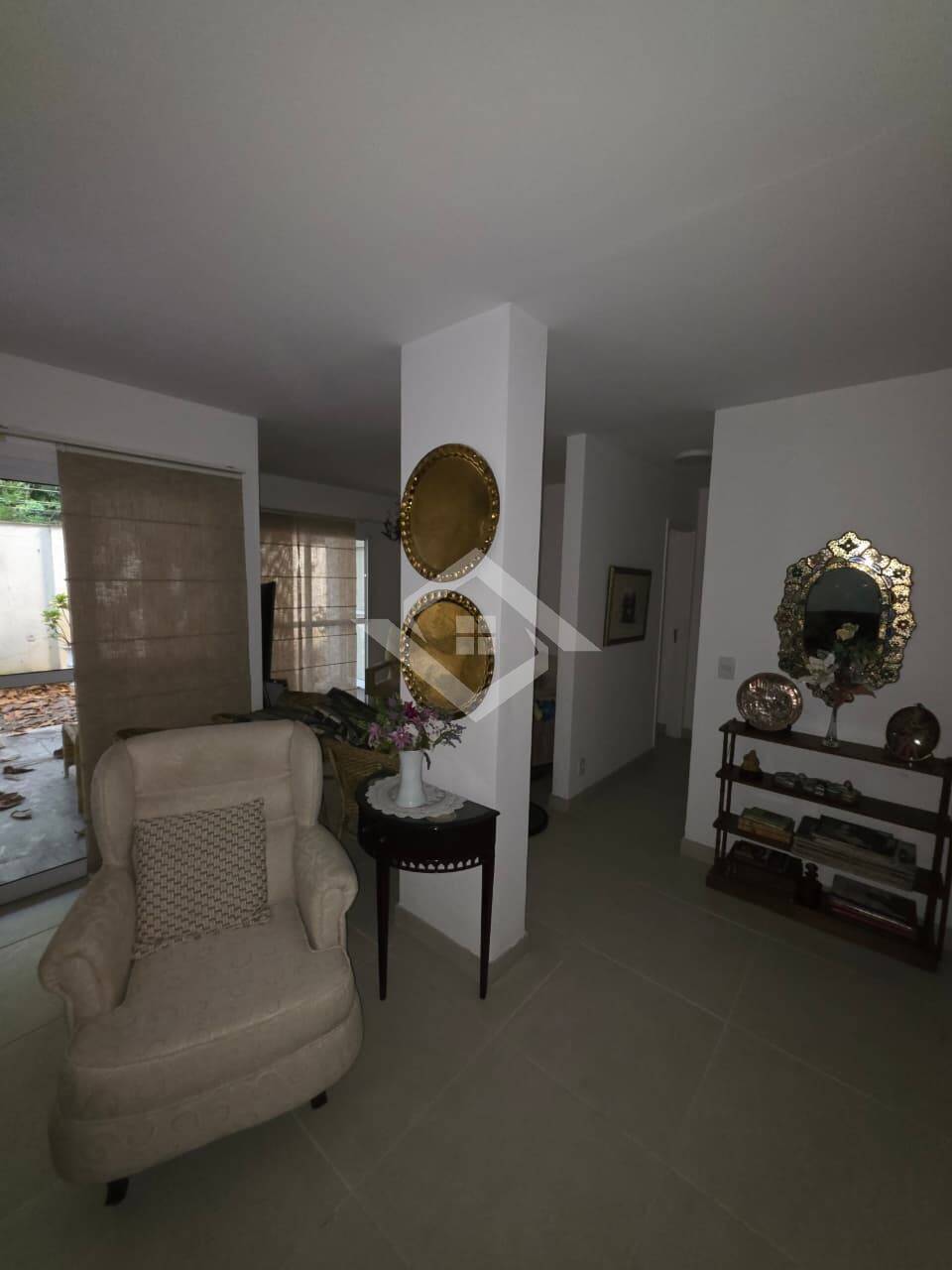 Apartamento à venda e aluguel com 3 quartos, 215m² - Foto 17