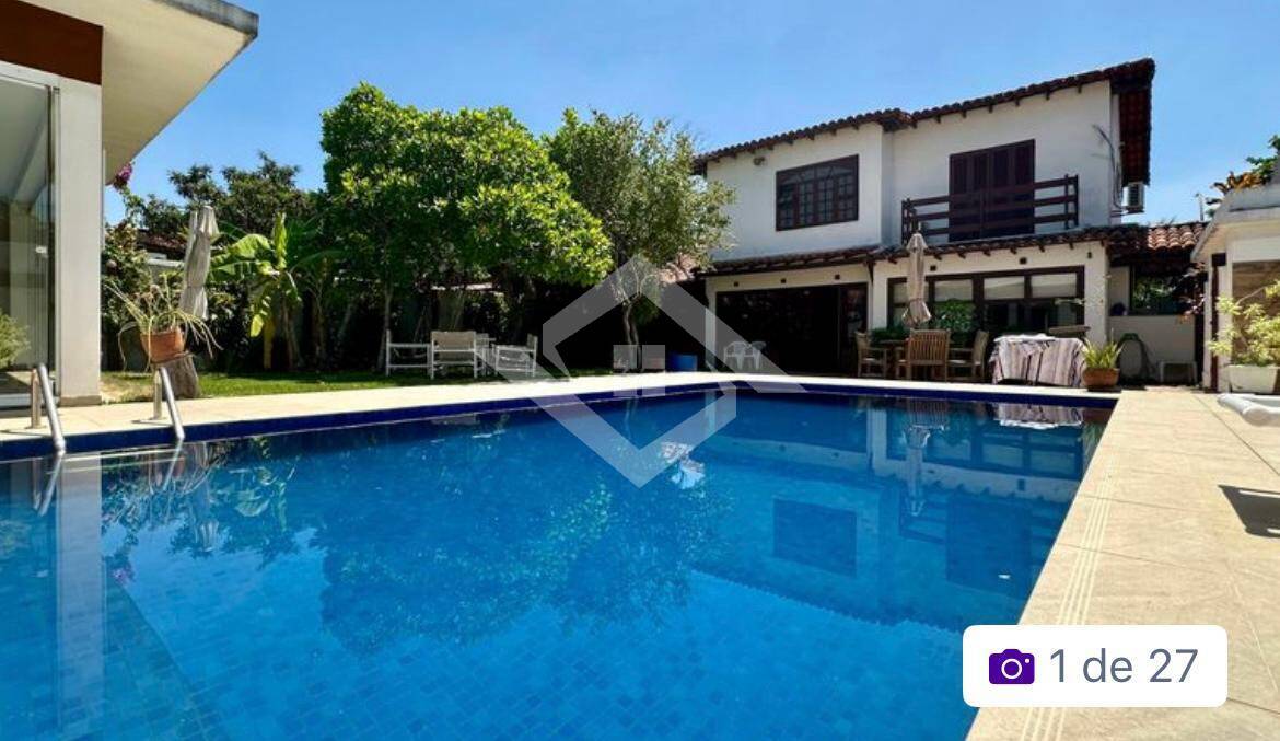 Casa, 4 quartos, 380 m² - Foto 1