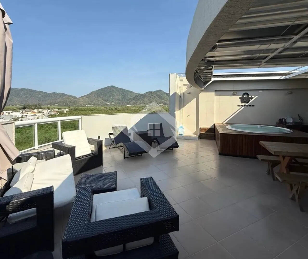 Apartamento, 3 quartos, 211 m² - Foto 1