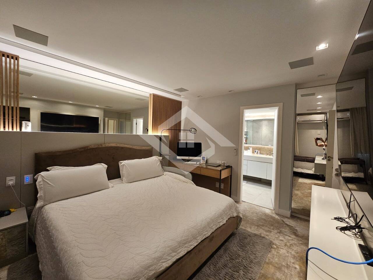 Apartamento, 3 quartos, 211 m² - Foto 38