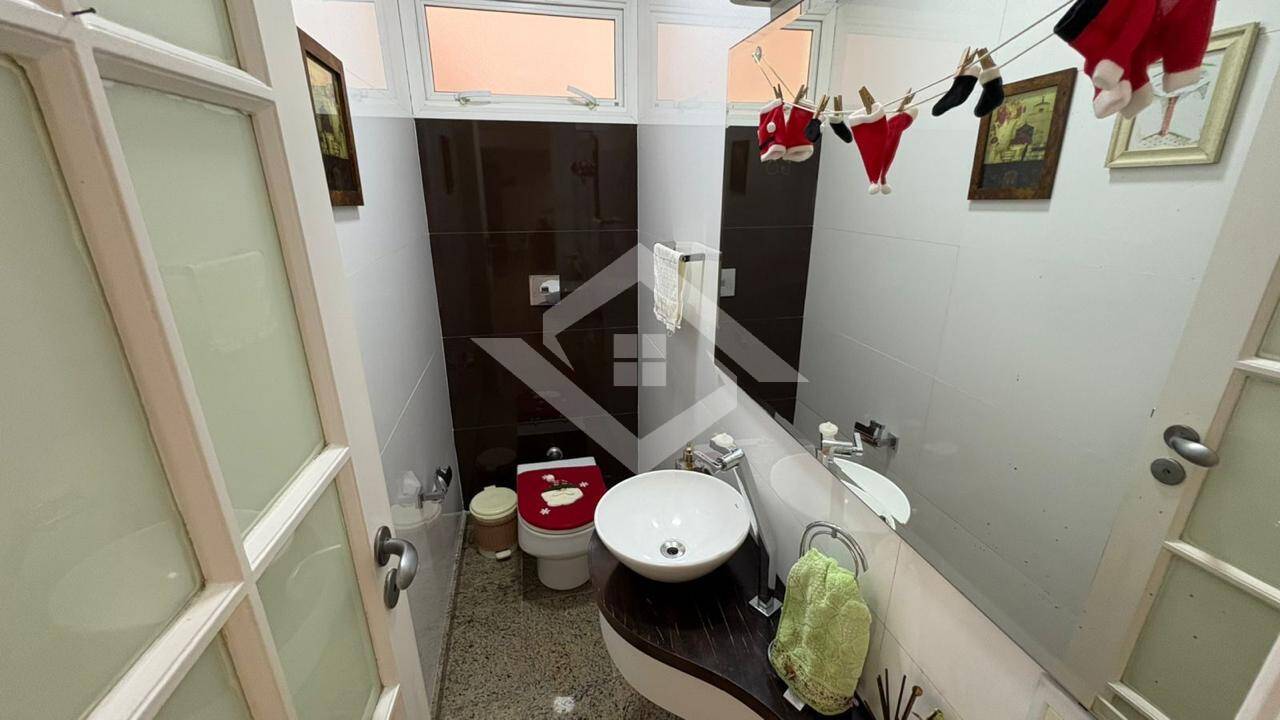 Casa, 3 quartos, 380 m² - Foto 20