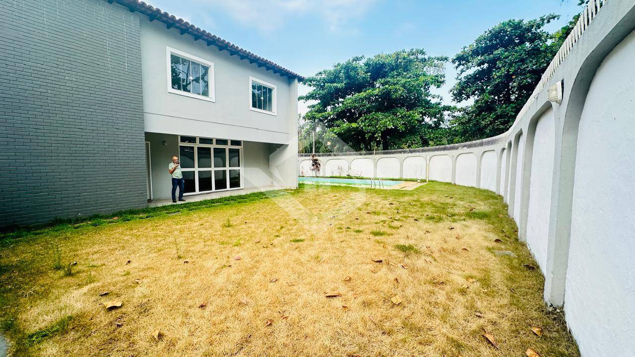 Casa, 5 quartos, 400 m² - Foto 1