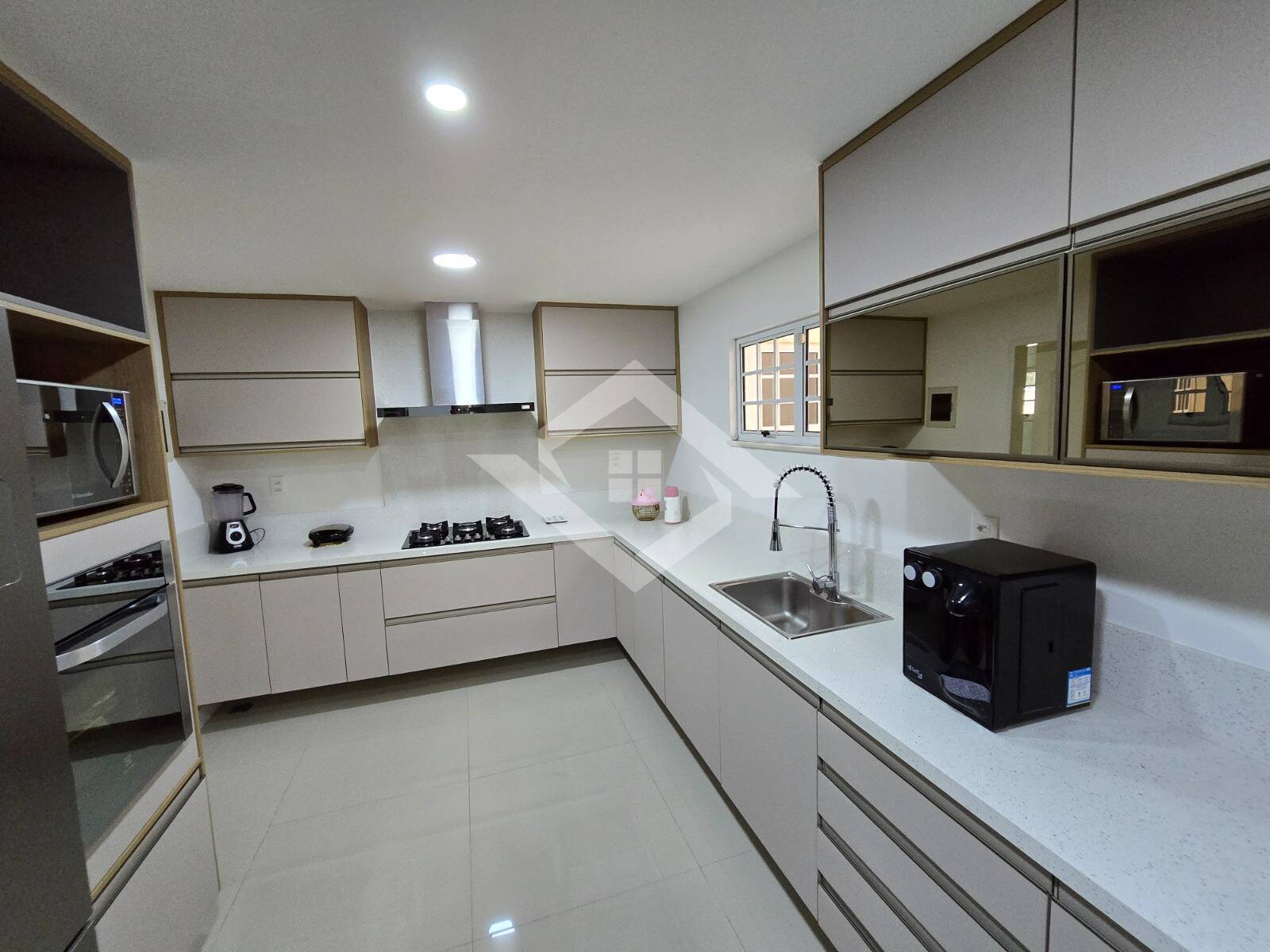 Casa, 3 quartos, 220 m² - Foto 30