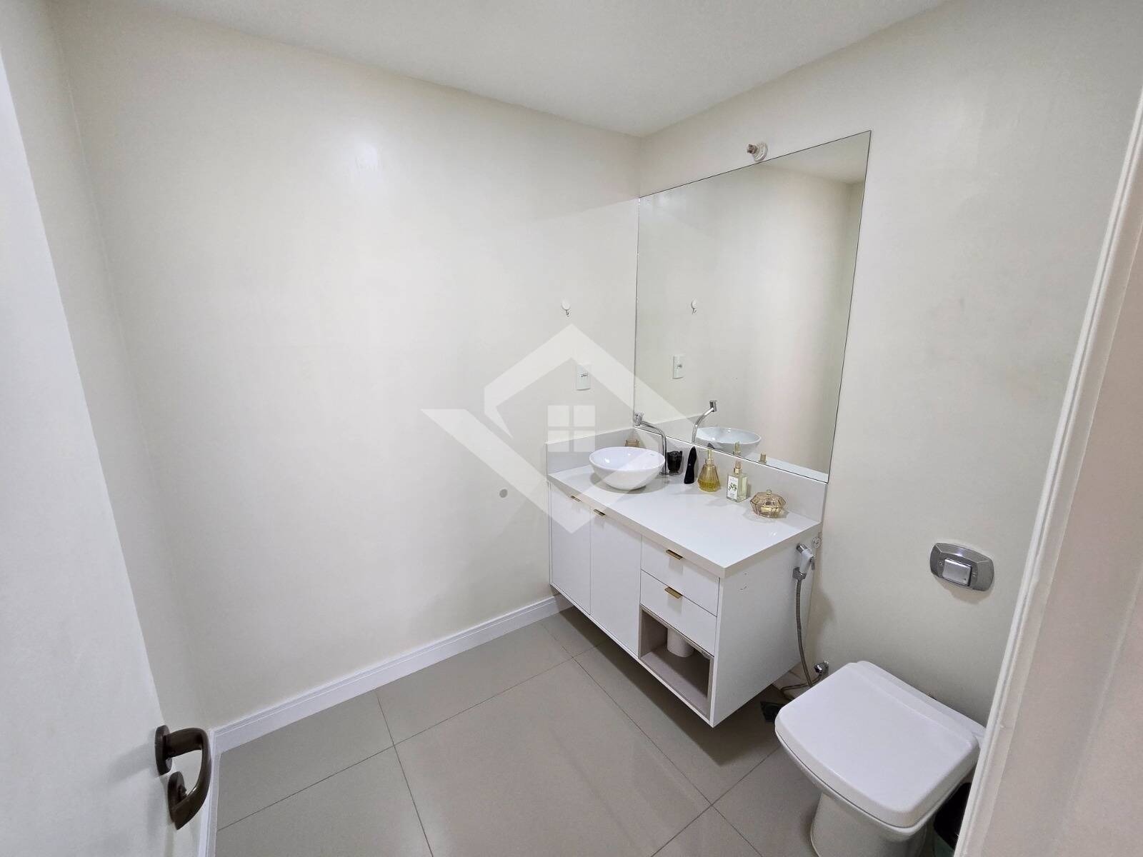 Casa, 3 quartos, 220 m² - Foto 34