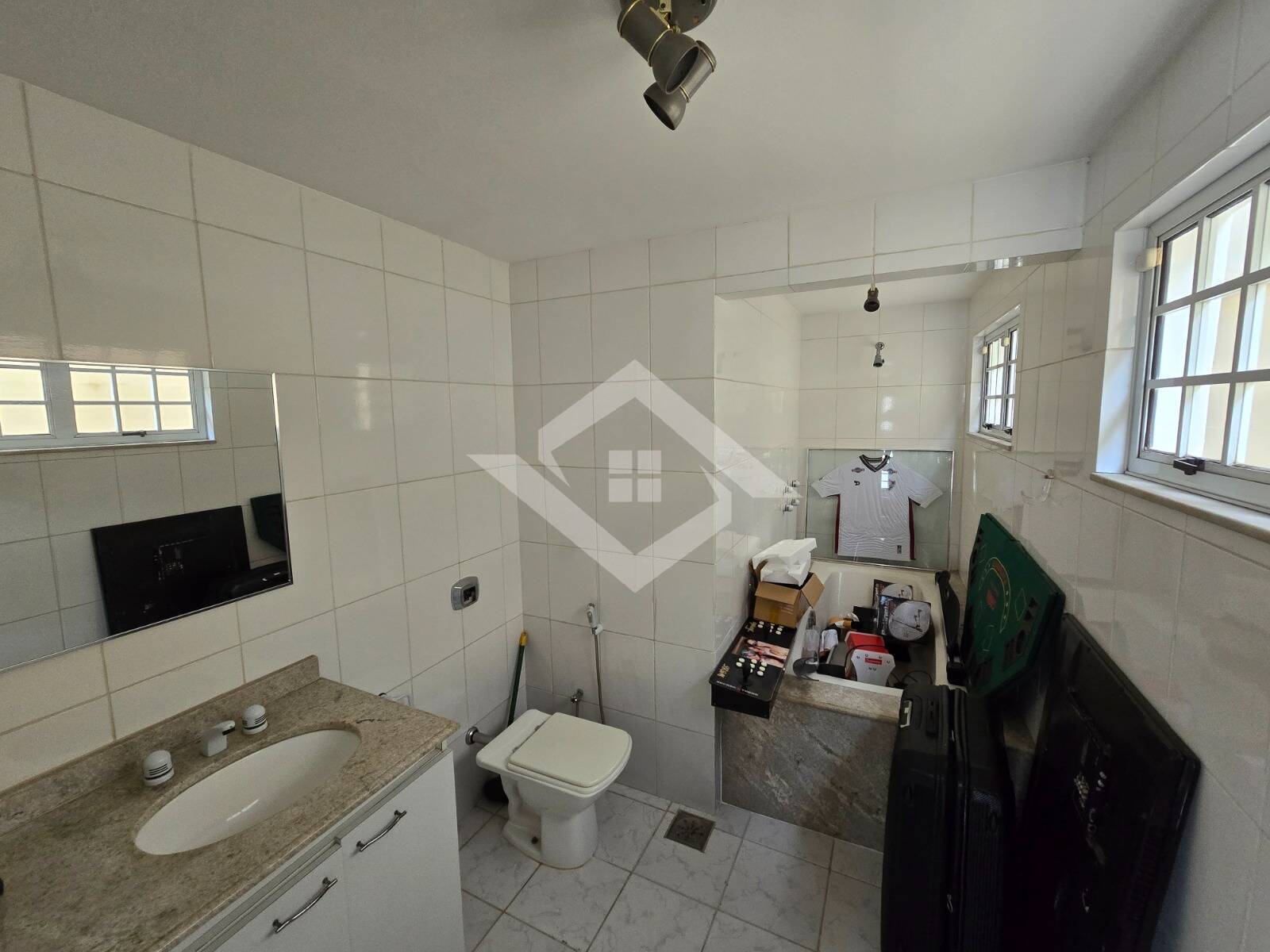 Casa, 3 quartos, 220 m² - Foto 35