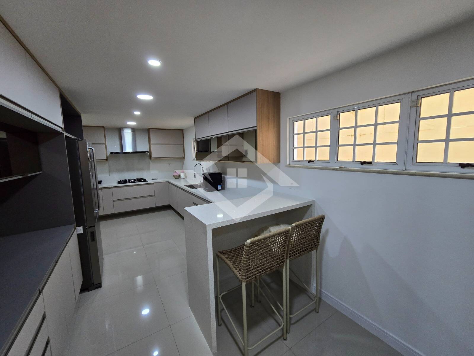 Casa, 3 quartos, 220 m² - Foto 32