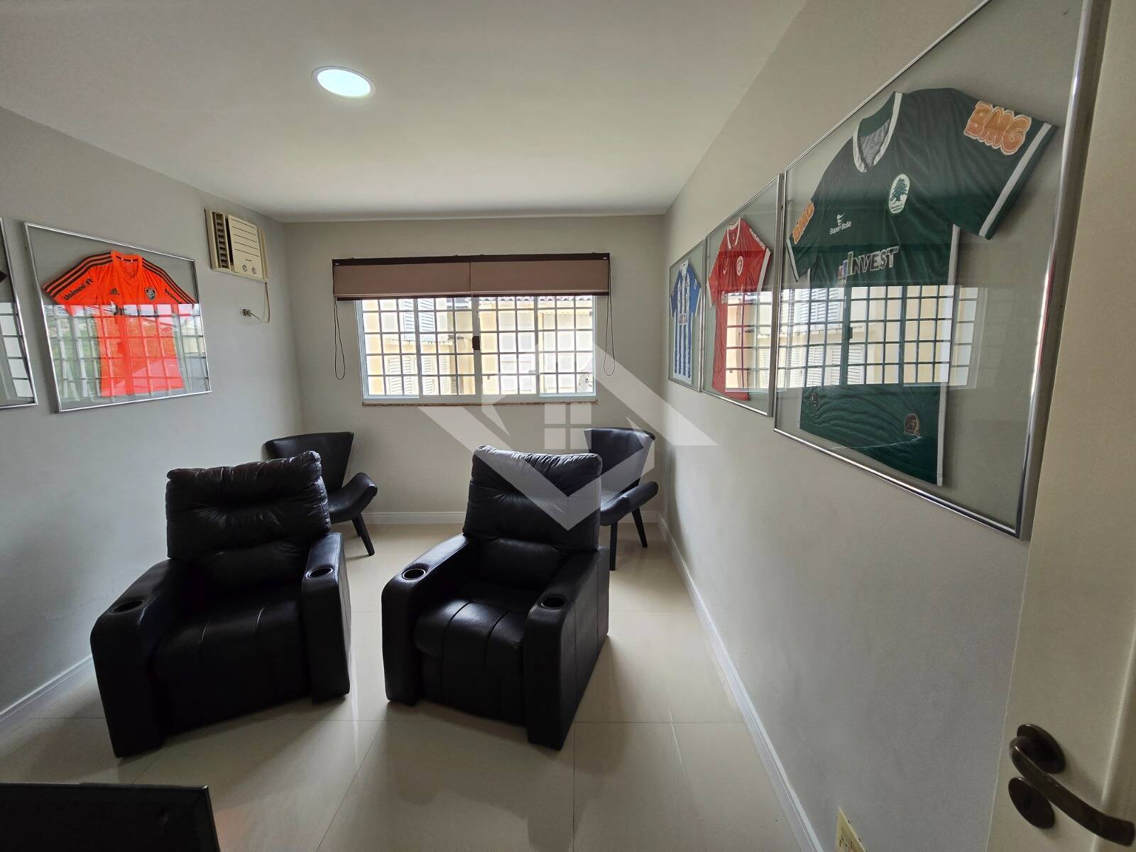 Casa, 3 quartos, 220 m² - Foto 37