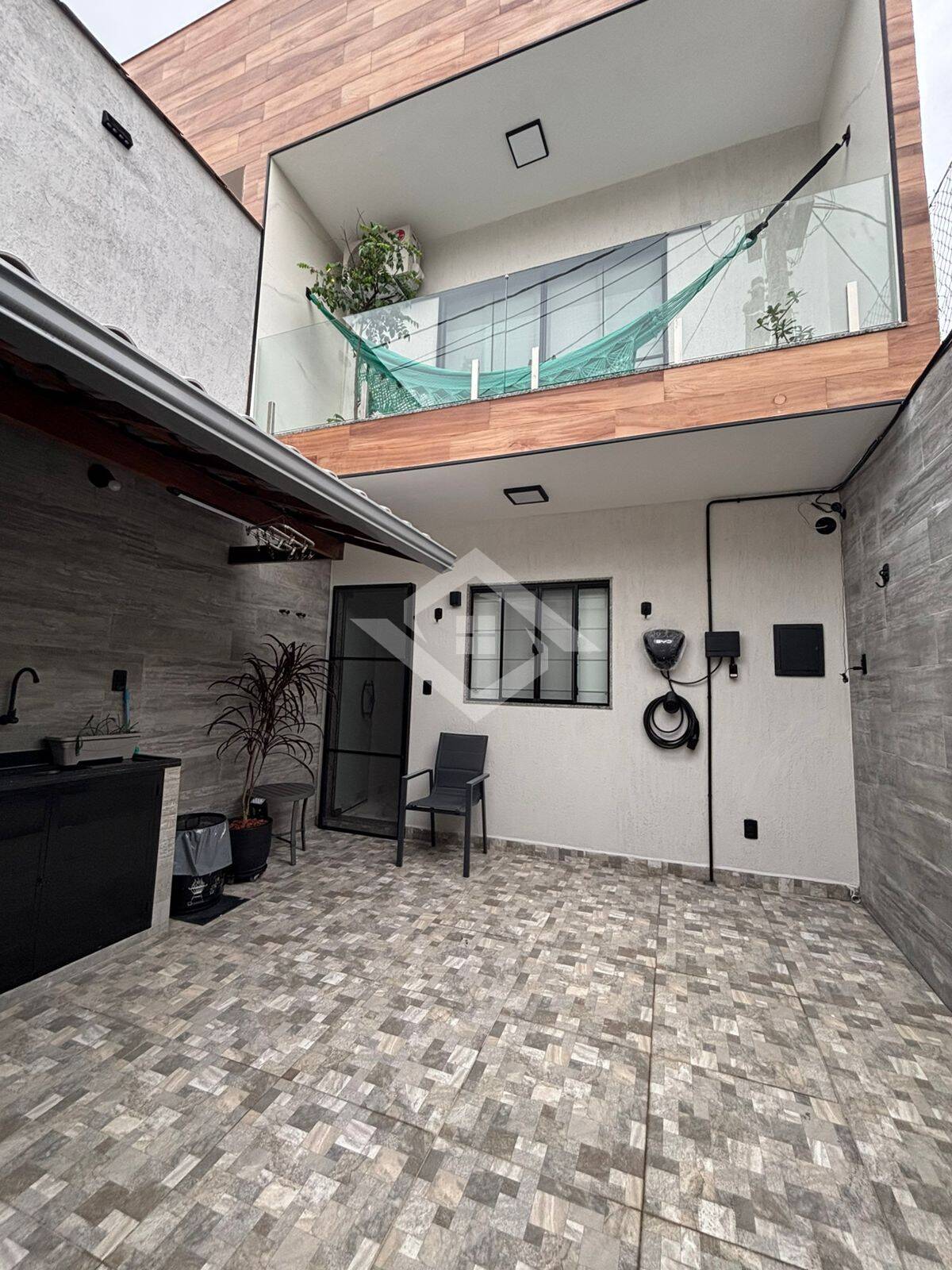 Casa, 2 quartos, 95 m² - Foto 1