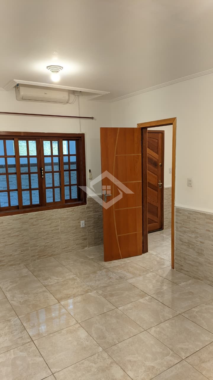 Casa, 3 quartos, 180 m² - Foto 2