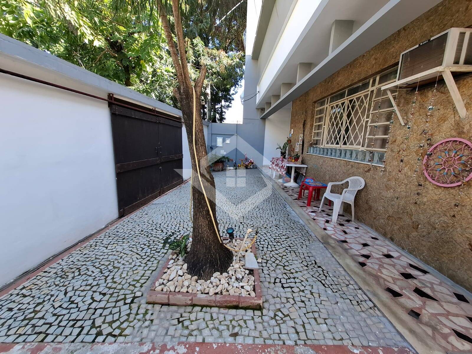 Casa, 5 quartos, 300 m² - Foto 38