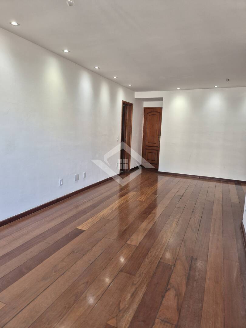 Apartamento, 3 quartos, 136 m² - Foto 2