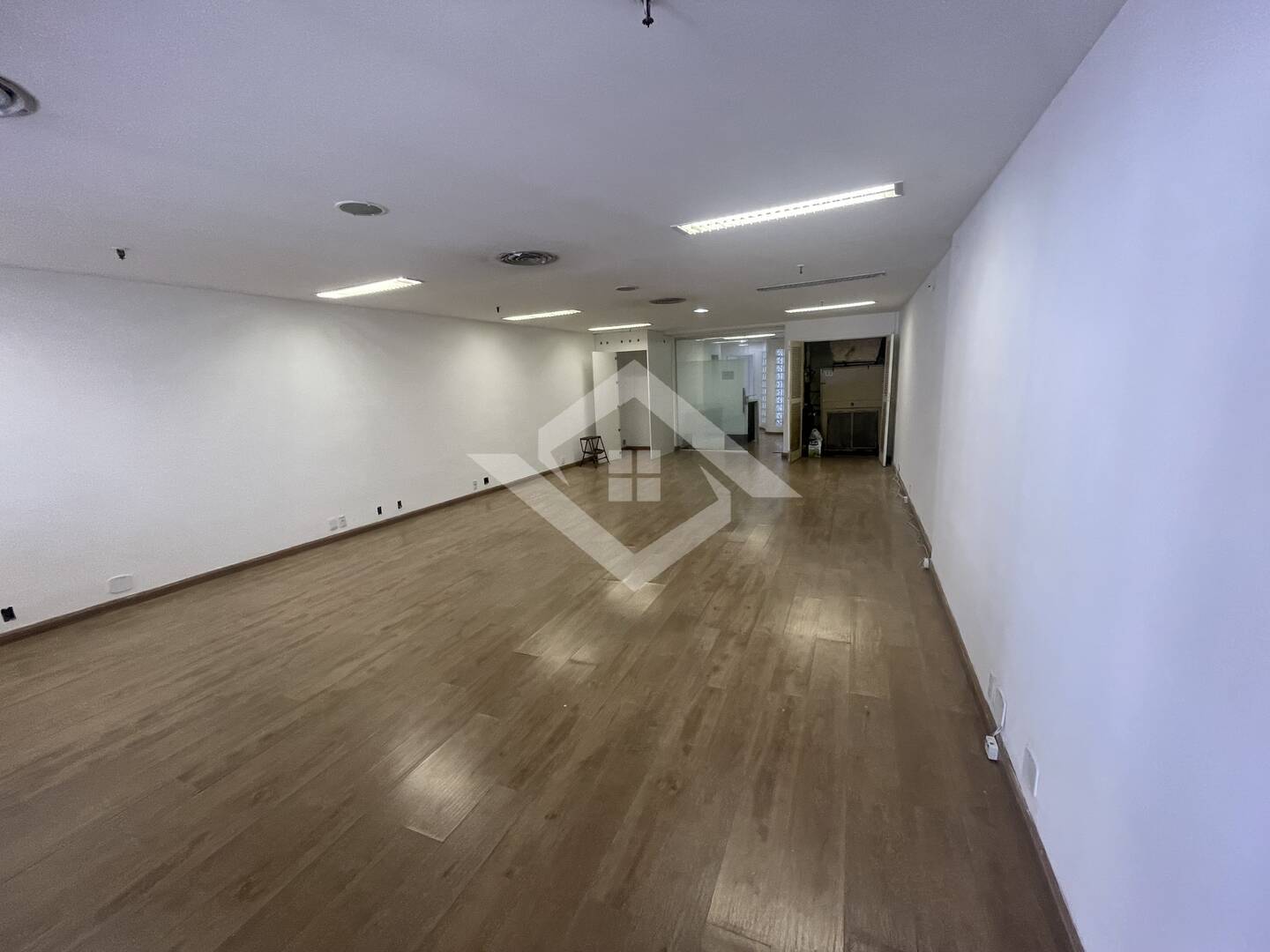 Prédio Inteiro - Foto 14