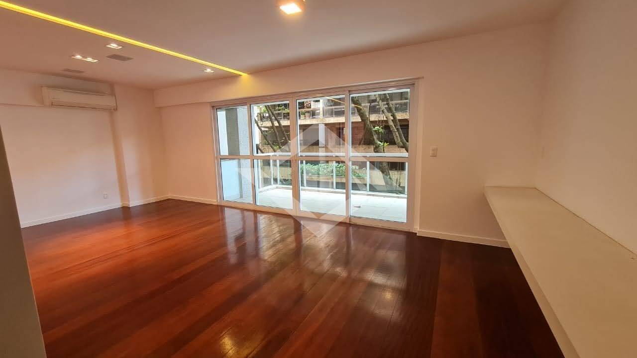 Apartamento à venda com 3 quartos, 191m² - Foto 7